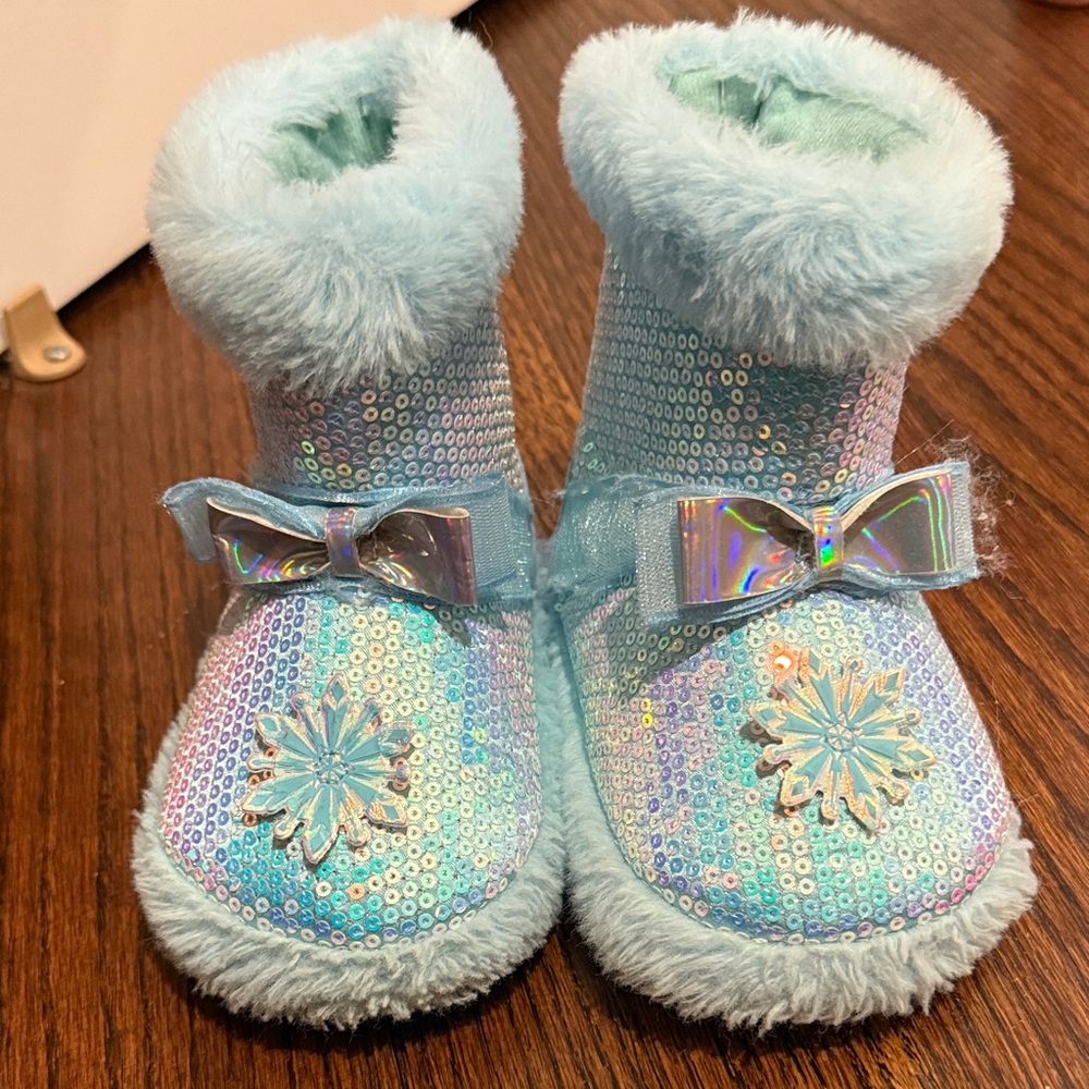 Disney Light Blue Sequin Mittens with Holographic Bow and Snowflake